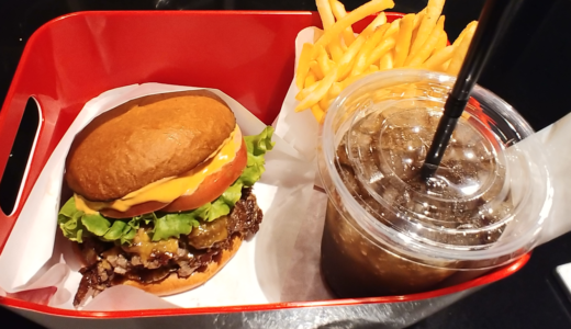 秋葉原のHENRY’S BURGERでトリプルパティの黒毛和牛ハンバーガー食べたらうますぎたってばよ